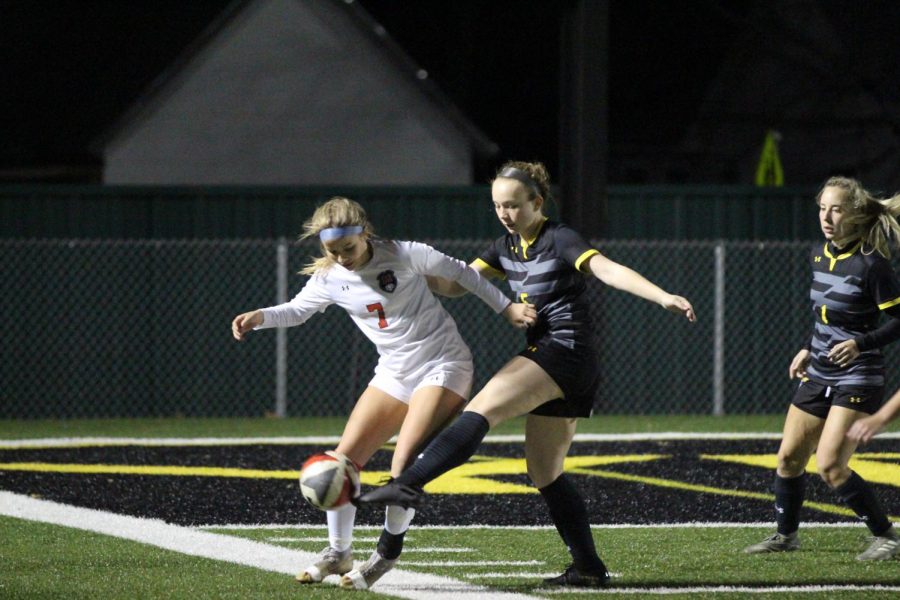 Lady Cards soccer looks to return to state