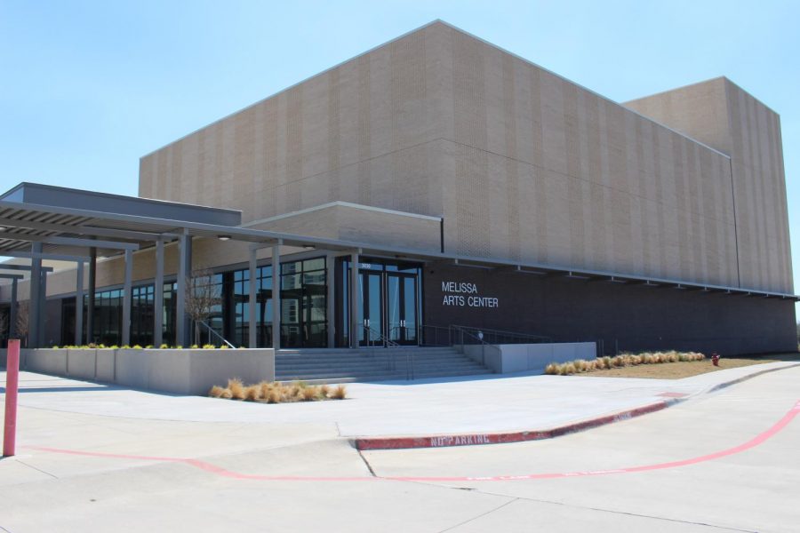 New fine arts facility opens, welcomes students