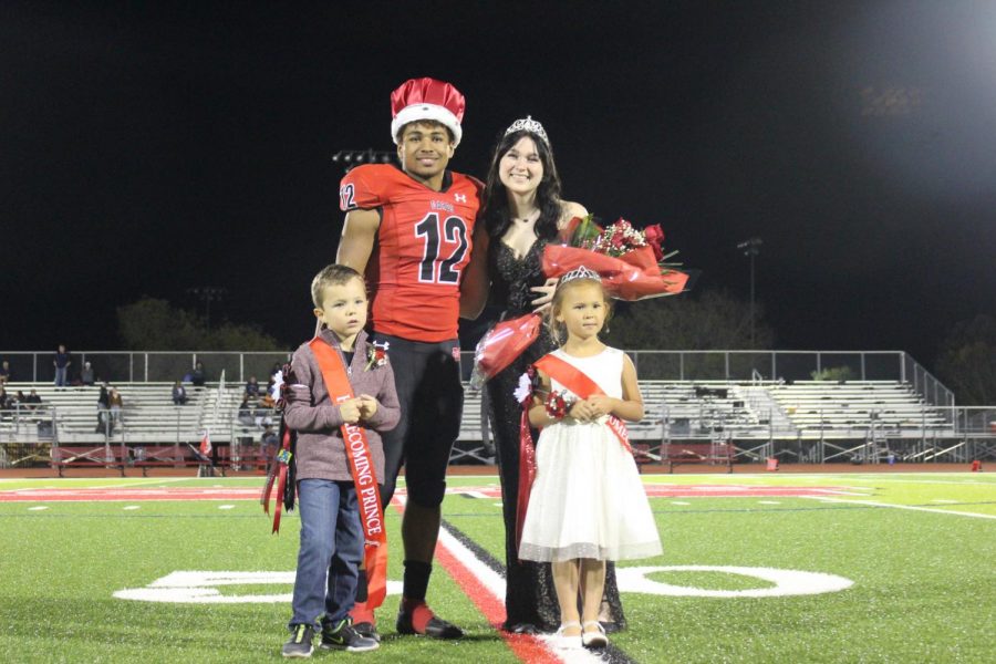 Seniors Ashton Mitchell-Johnson and Mattie McGrady were crowned the 2021 Homecoming King & Queen on Oct. 22.