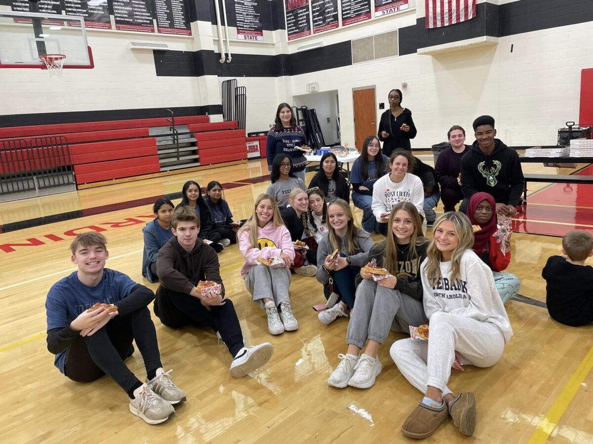Together, Student Council, Community Leaders of America (FCCLA), and Texas Association of Future Educators (TAFE) host fun activities for Melissa ISD teachers kids.